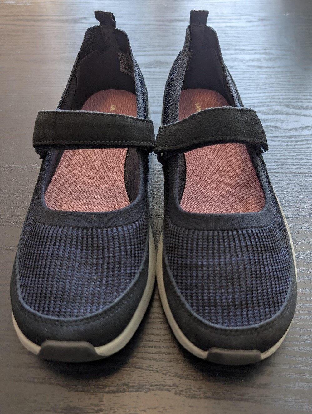 LANDS' END Women's 9.5 Wide Navy Blue Knit Mary Jane Athletic Walking Shoes